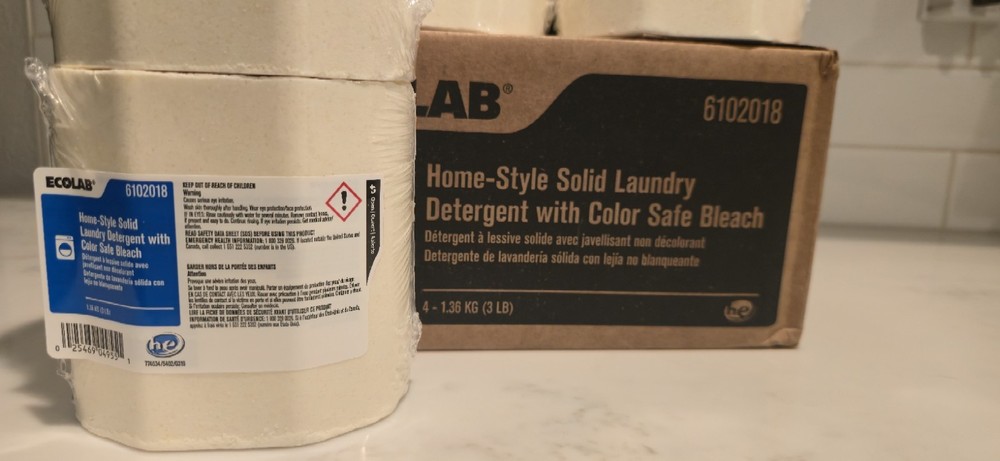 4 ct. – 3lb ea. Ecolab Home-Style Solid Laundry Detergent with Color Safe Bleach