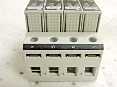 Cooper Bussmann Thermoplastic Hardwired Surge Protector 20 kA 4P BSPM4600WYNGR
