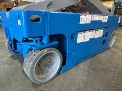 2014 GENIE GS-1930 ELECTRIC SCISSOR LIFT NARROW WIDTH VERTICAL GENIE MANLIFT