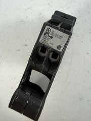 NEW Cutler Hammer CHT1515 15 Amp Twin Tandem Circuit Breaker, Dual 15A CH,