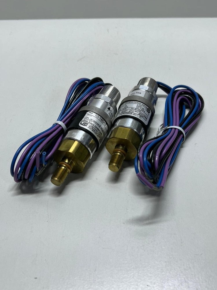 United Electric Controls 10-16043 Pressure Switch Industrial Control NEW