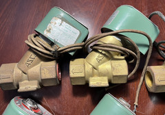 Lot of 2 each Asco 8222847 120V Steam Service Solenoid Valve (Box 26-047)