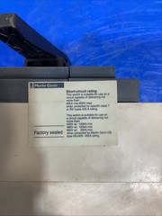 SCHNEIDER ELECTRIC 31136 INSJ 400-400A SWITCH DISCONNECT