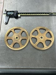 QTY 1 UNKNOWN MAKE HUB-LESS BRONZE SPUR GEAR-CLOCK 24 PITCH 108 TEETH 3/8″ BORE
