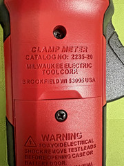 MINT Milwaukee CAT III 600V True RMS 400 Amp Clamp Meter RED Model 2235-20