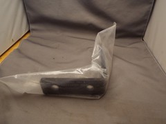 B116 APPLIED MATERIALS BRACKET GEN RACK FLOOR MOUNT 0020-76473