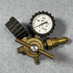 Uniweld RHP400 Nitrogen Regulator With 0-400 PSI Delivery Pressure