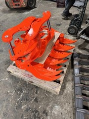 kubota kx057 and u55 hydraulic thumb kit
