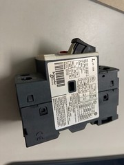 Telemecanique GV2ME32 *NEW* Motor Circuit Breaker NO BOX