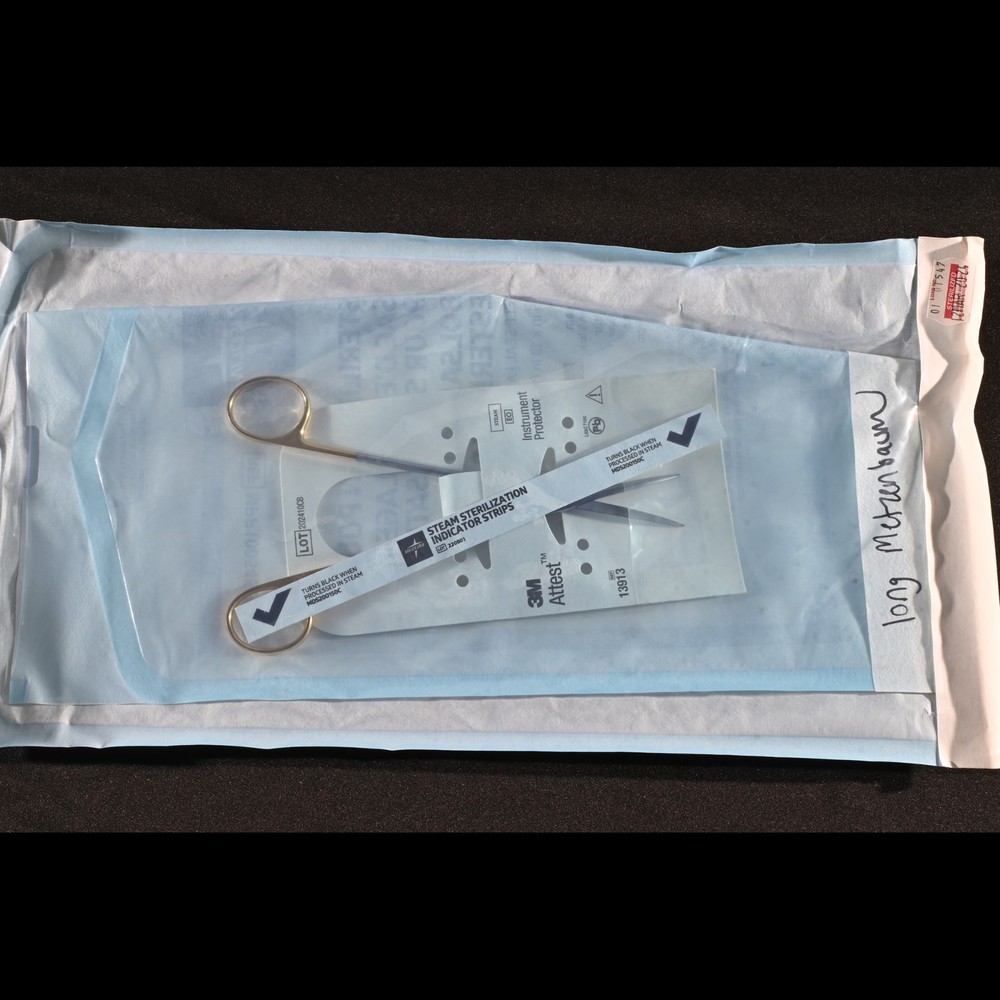 V. Mueller MO1601-001 Metzenbaum Dissecting Scissors Curved B/B 7 in