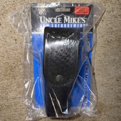 Uncle Mike’s 74692 Mirage Basketweave Aerosol Chemical Agent Case
