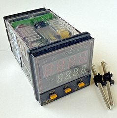 Ogden ETR-9300-413113 PID Temperature Controller Universal Input 4-20mA Output