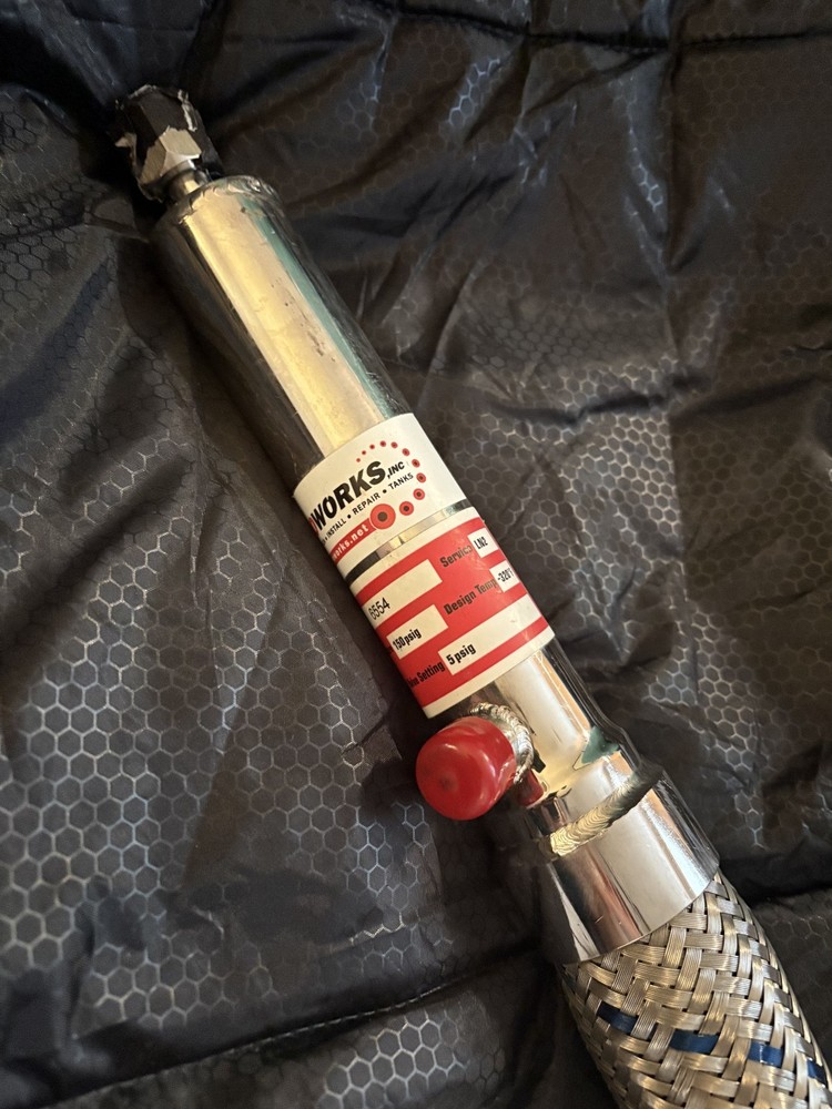 CryoWorks 6ft LN2 Liquid Nitrogen Hose w/ Separator Vent