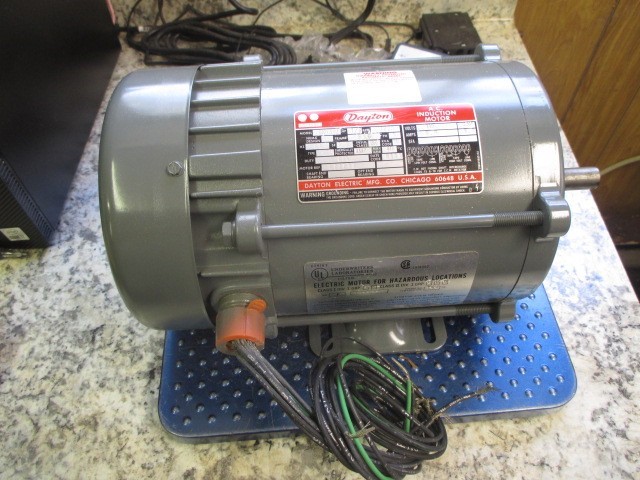 NEW DAYTON AC EXPLOSION PROOF INDUCTION MOTOR 1/3 HP, 1725 RPM, 1-PH 6K036J