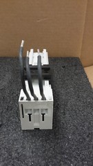 SIEMENS SENTRON 8US1251-5DS10 25A 690V Busbar Device Adapter