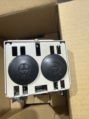 YASKAWA CIMR-VUBA0002FAA AC DRIVE REV C OUTPUT 0-240VAC 1.9/1.6A 0-400HZ INPUT