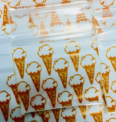 2.5 MIL 12510 MINI ZIP DESIGN BAGS 1.25″X1″ 10 DSN PRE-MIX 1000PCS, READ DETAILS