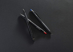 Pentonic BR-T Retractable Ballpoint Pens, 12 Count, Blue Ink, 0.7 mm Fine Point,