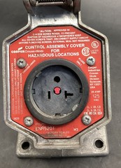 GUARANTEED! APPLETON 20A 125VAC EXPLOSION PROOF RECEPTACLE ENR5201-M3