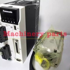 Brand New MHMD042G1U Original In Box AC Servo Motor Expedited Shipping