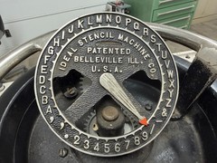 👀VINTAGE IDEAL STENCIL MACHINE 7/16″ PUNCH SIZE MODEL NO. 3
