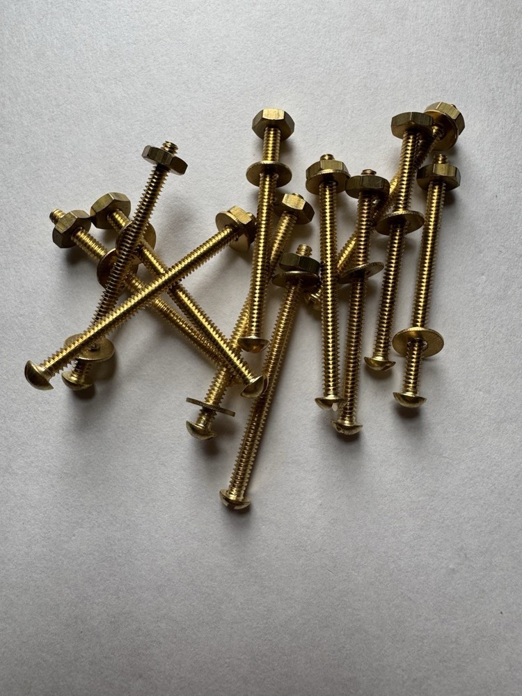 BRASS ROUND HEAD SLOTTED MACHINE SCREWS. 6/32 x 2” W/ F.W & NUTS. 12 PCS. NEW