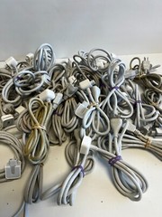 U50: Lot of 33 Apple Power Supply Cables