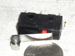 1 CQC 10T85 SPDT MINI ROLLER SNAP MICRO LIMIT SWITCH 5 A AMP 5A 125/250 VAC USA