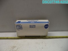QTY=1000: Bluzen Nitrile Gloves, 4 Mil, Blue, Large 810676032072