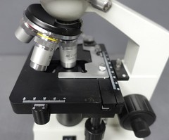 OMAX M82ES Professional Trinocular Compound Digital Microscope w/ Software READ