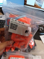 Lot Of 6 Pip PowerGrab Thermo Gloves 8/M GL41 140