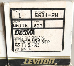 Lot Of 4 Leviton Decora 5631-2W Illuminated Rocker Switch 20A-120V Single Pole