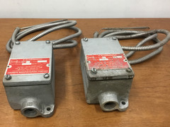 Thermon – N-1E Thermostat – E4-35235 – LOT OF (2)