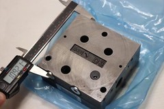 Danfoss 157B6603 PVB32 PVG32 Proportional Hydraulic Control Valve Block Body