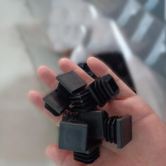 16 Pack Square Plastic Plugs,1″ Inch Insert End Caps for Square Tubing Post，B…