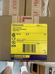 Square D EDB34030 Circuit Breaker
