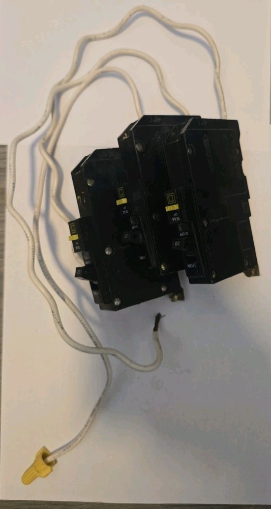 Lot Of 3 Square D QOB120GFI 20 Amp 1 Pole ONLY FOR BOLT ON PANEL GFCI
