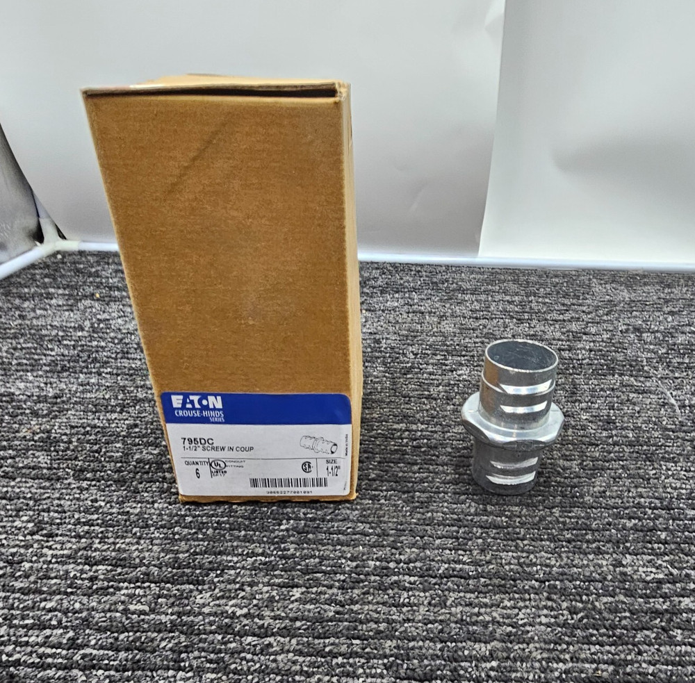 (QTY 6) Eaton Crouse-Hinds 795DC 1-1/2″ Screw in Coupling Conduit Fitting