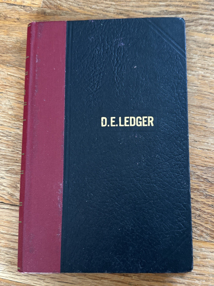 Vintage Royal Vernon Line D.E. Ledger Book No. 2044 Accounting Records 144 Pages