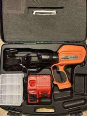 Utilco BLL-U42-P 18V 12 Ton Hydraulic Crimper Kit Orange w/ Charger & Case
