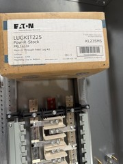 1-225 AMP 240V MAIN LUG 42 SPACE 1PHASE 3 WIRE COMPLETE PANEL