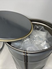 Uline S-23158 Silica Gel Desiccants (25 Gram Packets, 5 Gallon Pail) 300 Packs