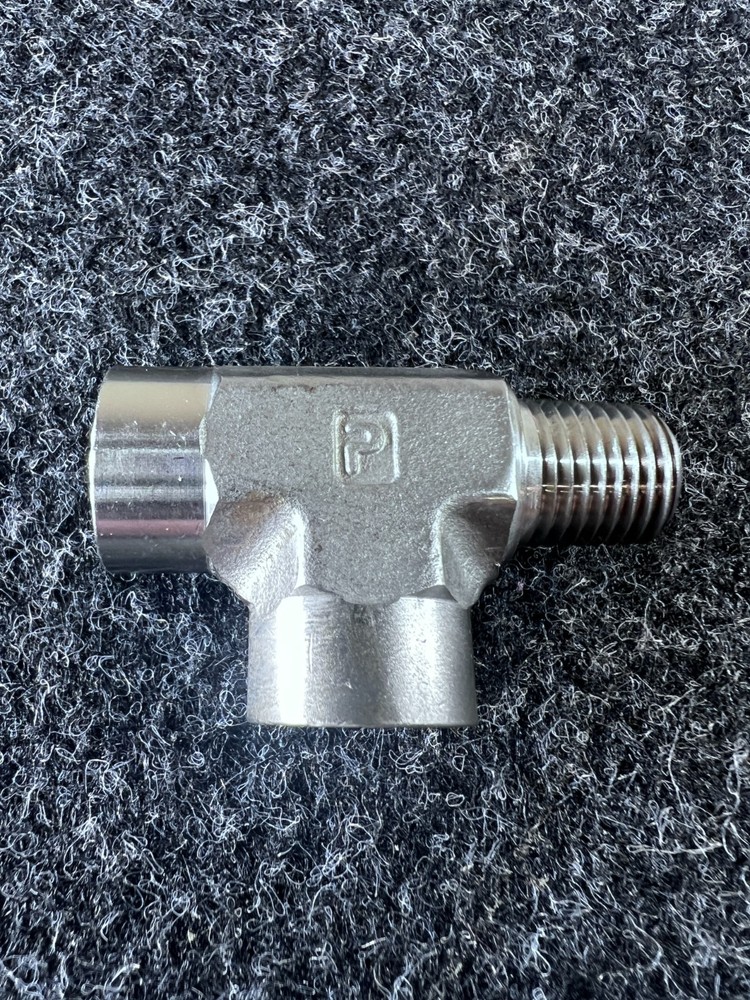 Parker Stainless Steel 316 Pipe Fitting, Street Tee, 1/4″ FNPT x 1/4″ MNPT