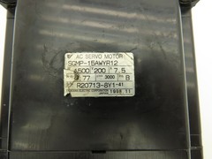 Yaskawa SGMP-15AWYR12 AC Servo Motor 1500W 4.77Nm 3000 RPM Encoder **READ**