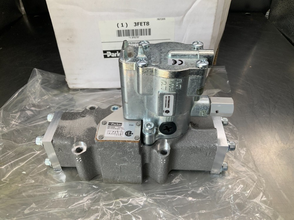 Parker L6753910253 Valvair II 4-Way, 2 Position, 3/8″ Subased Mounted Valve