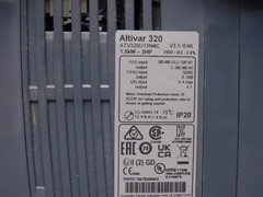 SCHNEIDER ELECTRIC ATV320U15N4C VER. 3.5 380/500V 6.4A NSMP