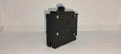CUTLER-HAMMER BR130 30 AMP 1 POLE 120V CIRCUIT BREAKER