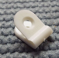 x20 SMALL 1/16 x 3/8 ESSENTRA N-1-19 WIRE CABLE CLAMP ROUND LOOP NATURAL FLAT #4