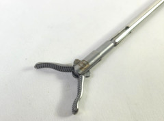 Aesculap PM607R Atraumatic Fixation Forceps, 12mm Jaw, 31cm, 5mm
