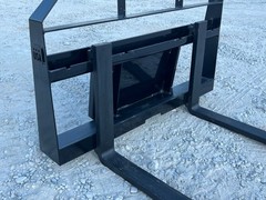 42″ Long 2,200 Pound Pallet Forks Attachment Fits Kubota Toro Mini Skid Steer
